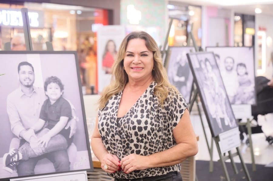 COQUETEL DE ABERTURA DA 15ª EDIÇÃO DA EXPOSIÇÃO “PAIS E FILHOS EM FOCO” EMOCIONA E REÚNE CONVIDADOS NO RIOPRETO SHOPPING - Eloisa Mattos