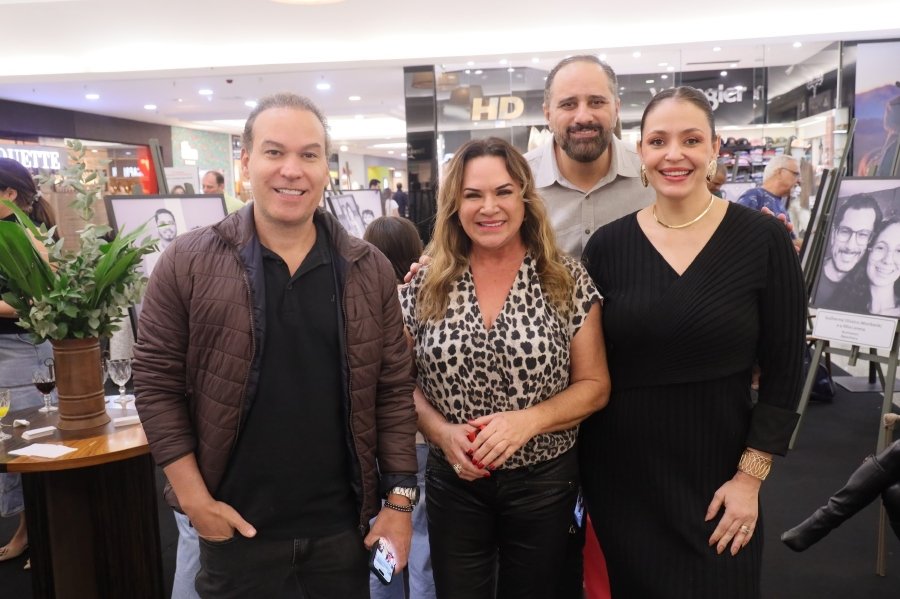 COQUETEL DE ABERTURA DA 15ª EDIÇÃO DA EXPOSIÇÃO “PAIS E FILHOS EM FOCO” EMOCIONA E REÚNE CONVIDADOS NO RIOPRETO SHOPPING - Eloisa Mattos