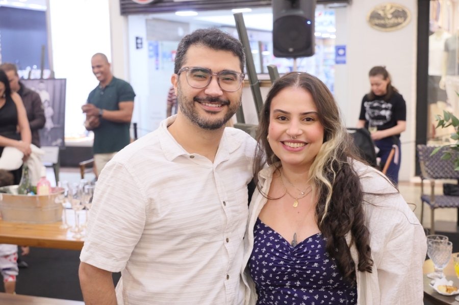 COQUETEL DE ABERTURA DA 15ª EDIÇÃO DA EXPOSIÇÃO “PAIS E FILHOS EM FOCO” EMOCIONA E REÚNE CONVIDADOS NO RIOPRETO SHOPPING - Eloisa Mattos
