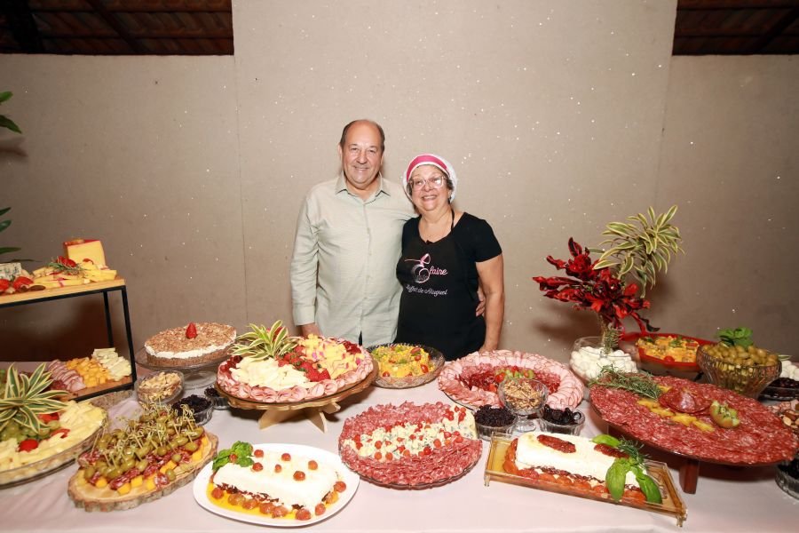 EMPRESÁRIO ÊCIO COSTA COMEMORA 60 ANOS COM GRANDE FESTA EM CEDRAL - Eloisa Mattos