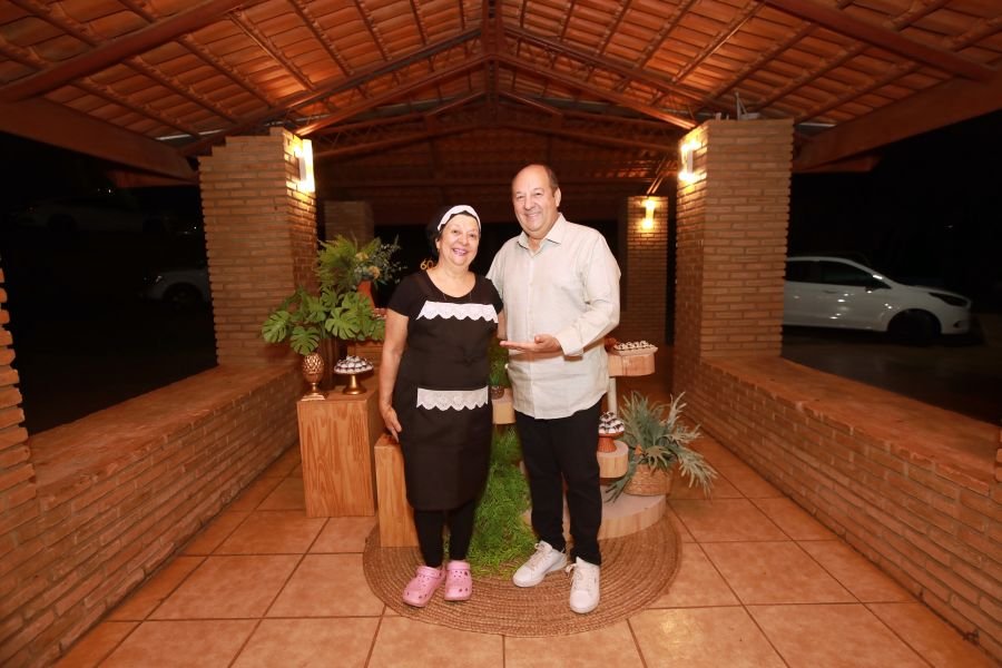 EMPRESÁRIO ÊCIO COSTA COMEMORA 60 ANOS COM GRANDE FESTA EM CEDRAL - Eloisa Mattos