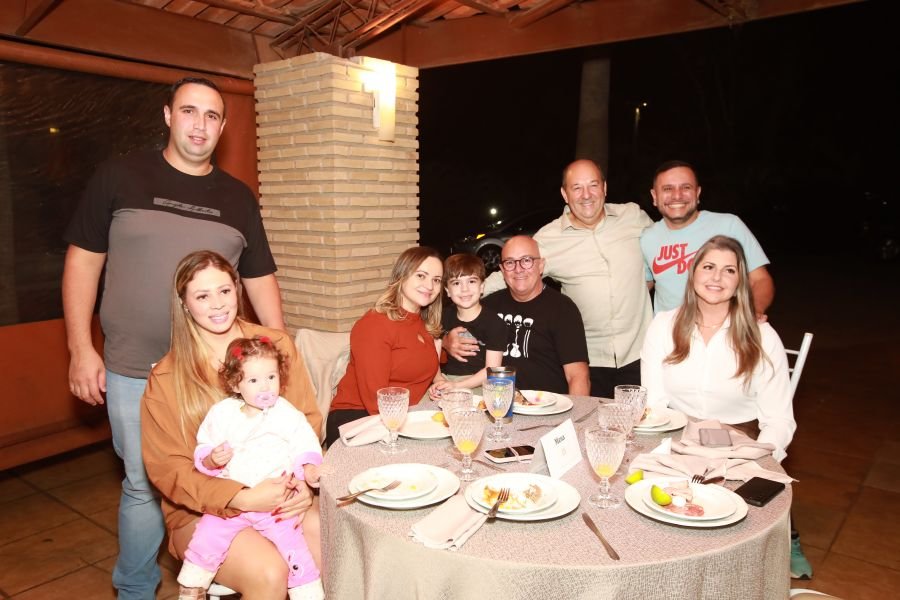 EMPRESÁRIO ÊCIO COSTA COMEMORA 60 ANOS COM GRANDE FESTA EM CEDRAL - Eloisa Mattos