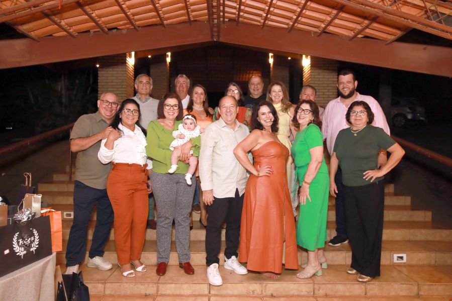 EMPRESÁRIO ÊCIO COSTA COMEMORA 60 ANOS COM GRANDE FESTA EM CEDRAL - Eloisa Mattos