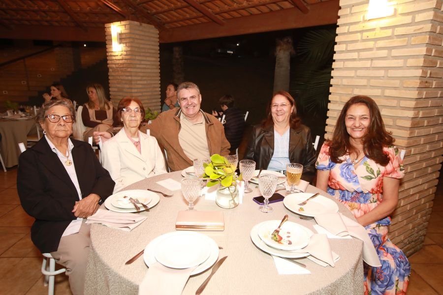 EMPRESÁRIO ÊCIO COSTA COMEMORA 60 ANOS COM GRANDE FESTA EM CEDRAL - Eloisa Mattos