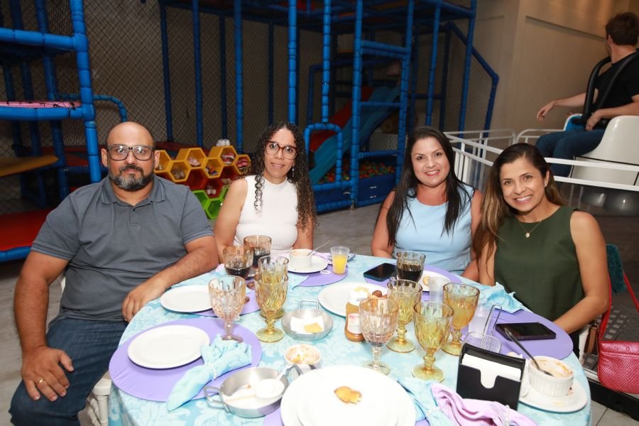 ANIVERSÁRIO DE 5 ANOS DA PRINCESA VERÔNICA –“TEMA FROZEN” (MUNDO KIDS) - Eloisa Mattos