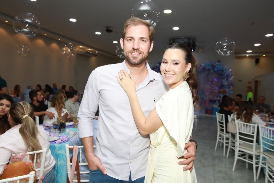 ANIVERSÁRIO DE 5 ANOS DA PRINCESA VERÔNICA –“TEMA FROZEN” (MUNDO KIDS) - Eloisa Mattos