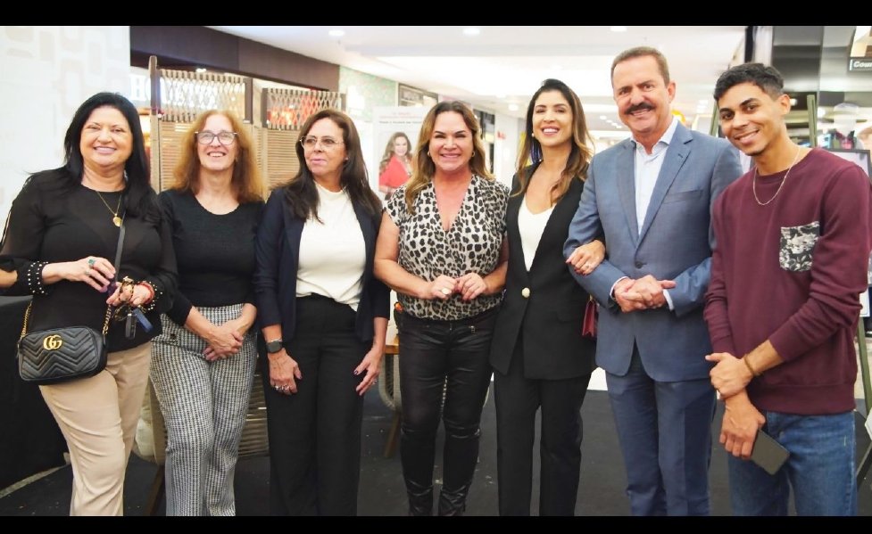 COQUETEL DE ABERTURA DA 15ª EDIÇÃO DA EXPOSIÇÃO “PAIS E FILHOS EM FOCO” EMOCIONA E REÚNE CONVIDADOS NO RIOPRETO SHOPPING - Eloisa Mattos