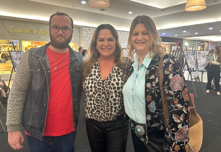 COQUETEL DE ABERTURA DA 15ª EDIÇÃO DA EXPOSIÇÃO “PAIS E FILHOS EM FOCO” EMOCIONA E REÚNE CONVIDADOS NO RIOPRETO SHOPPING - Eloisa Mattos