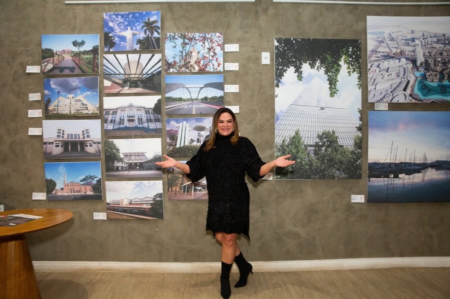 COQUETEL DE ABERTURA DA VERNISSAGE “MUNDOS E CAMINHOS” OLHAR QUE ATRAVESSA FRONTEIRAS – BILD CONSTRUTORA - Eloisa Mattos