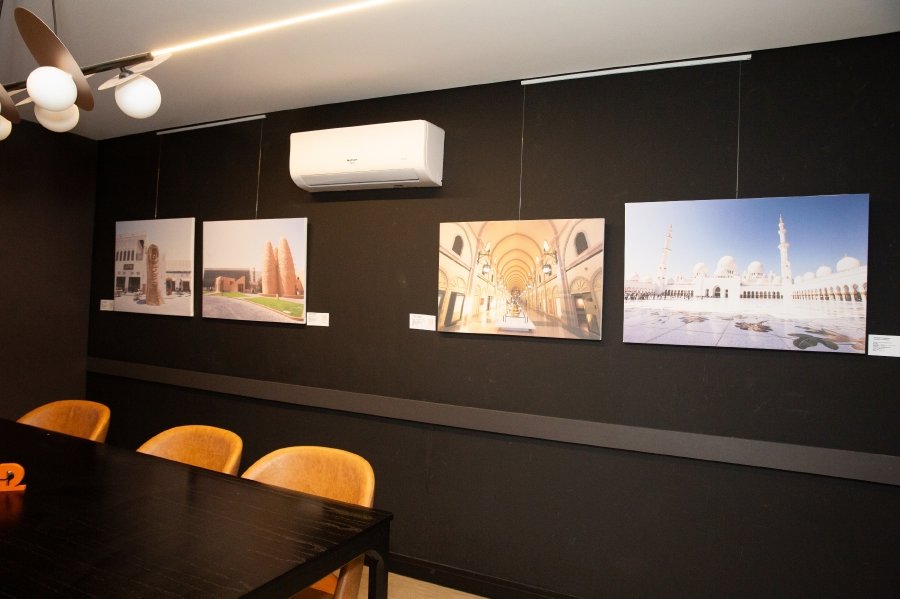 COQUETEL DE ABERTURA DA VERNISSAGE “MUNDOS E CAMINHOS” OLHAR QUE ATRAVESSA FRONTEIRAS – BILD CONSTRUTORA - Eloisa Mattos