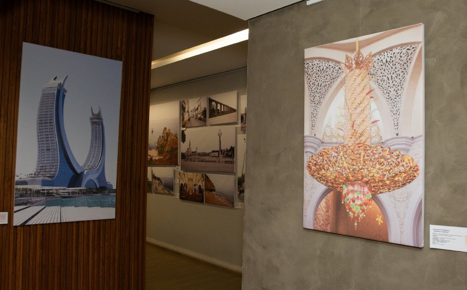 COQUETEL DE ABERTURA DA VERNISSAGE “MUNDOS E CAMINHOS” OLHAR QUE ATRAVESSA FRONTEIRAS – BILD CONSTRUTORA - Eloisa Mattos