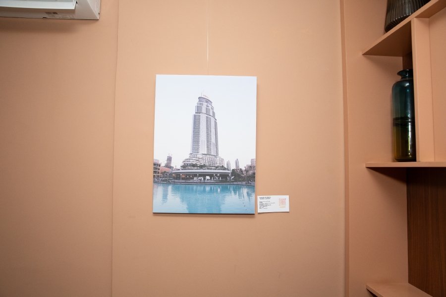 COQUETEL DE ABERTURA DA VERNISSAGE “MUNDOS E CAMINHOS” OLHAR QUE ATRAVESSA FRONTEIRAS – BILD CONSTRUTORA - Eloisa Mattos