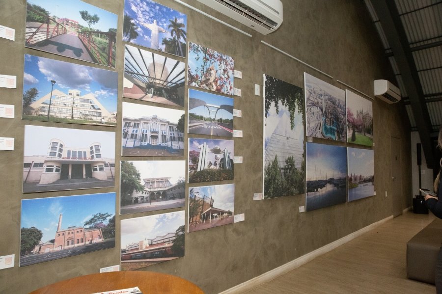COQUETEL DE ABERTURA DA VERNISSAGE “MUNDOS E CAMINHOS” OLHAR QUE ATRAVESSA FRONTEIRAS – BILD CONSTRUTORA - Eloisa Mattos