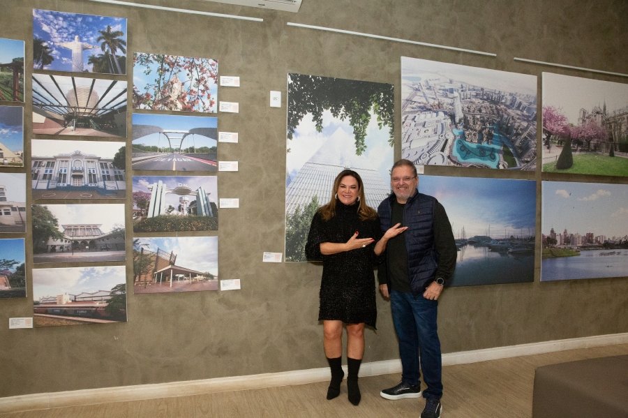 COQUETEL DE ABERTURA DA VERNISSAGE “MUNDOS E CAMINHOS” OLHAR QUE ATRAVESSA FRONTEIRAS – BILD CONSTRUTORA - Eloisa Mattos