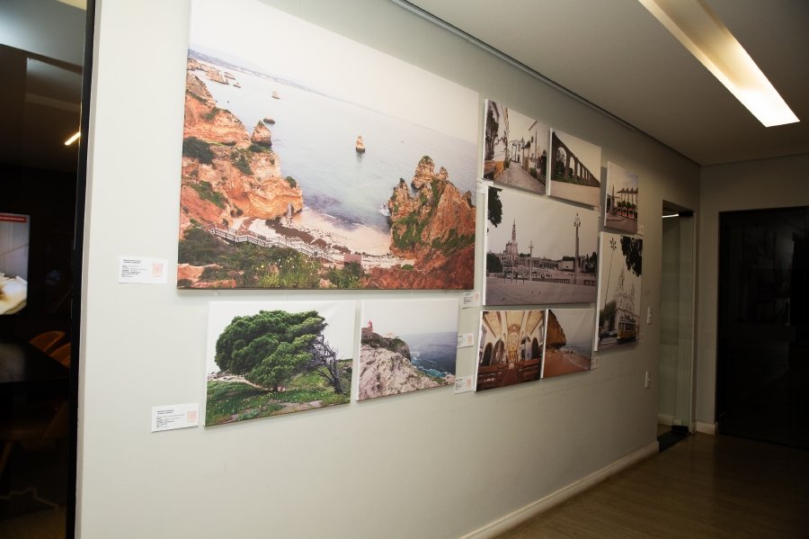COQUETEL DE ABERTURA DA VERNISSAGE “MUNDOS E CAMINHOS” OLHAR QUE ATRAVESSA FRONTEIRAS – BILD CONSTRUTORA - Eloisa Mattos