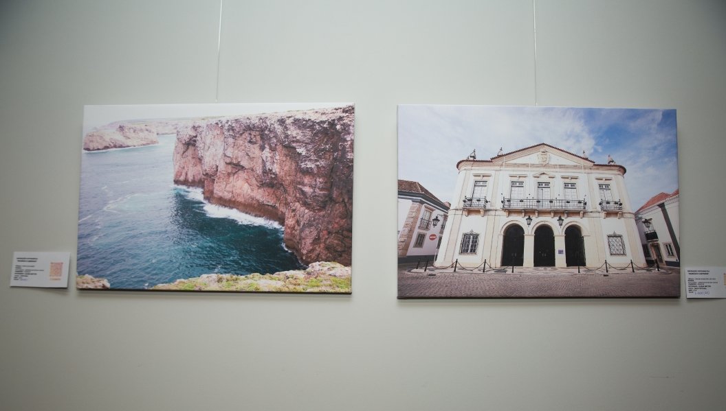 COQUETEL DE ABERTURA DA VERNISSAGE “MUNDOS E CAMINHOS” OLHAR QUE ATRAVESSA FRONTEIRAS – BILD CONSTRUTORA - Eloisa Mattos