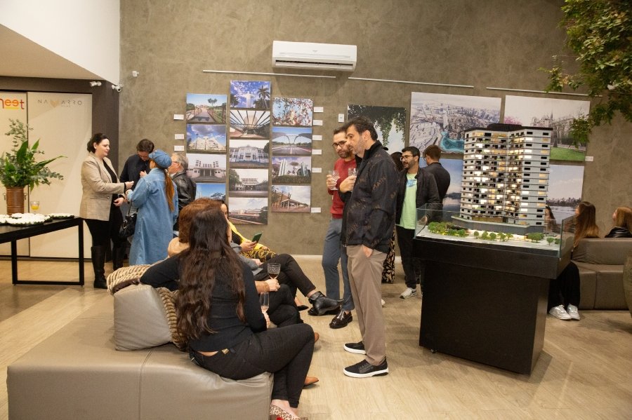 COQUETEL DE ABERTURA DA VERNISSAGE “MUNDOS E CAMINHOS” OLHAR QUE ATRAVESSA FRONTEIRAS – BILD CONSTRUTORA - Eloisa Mattos