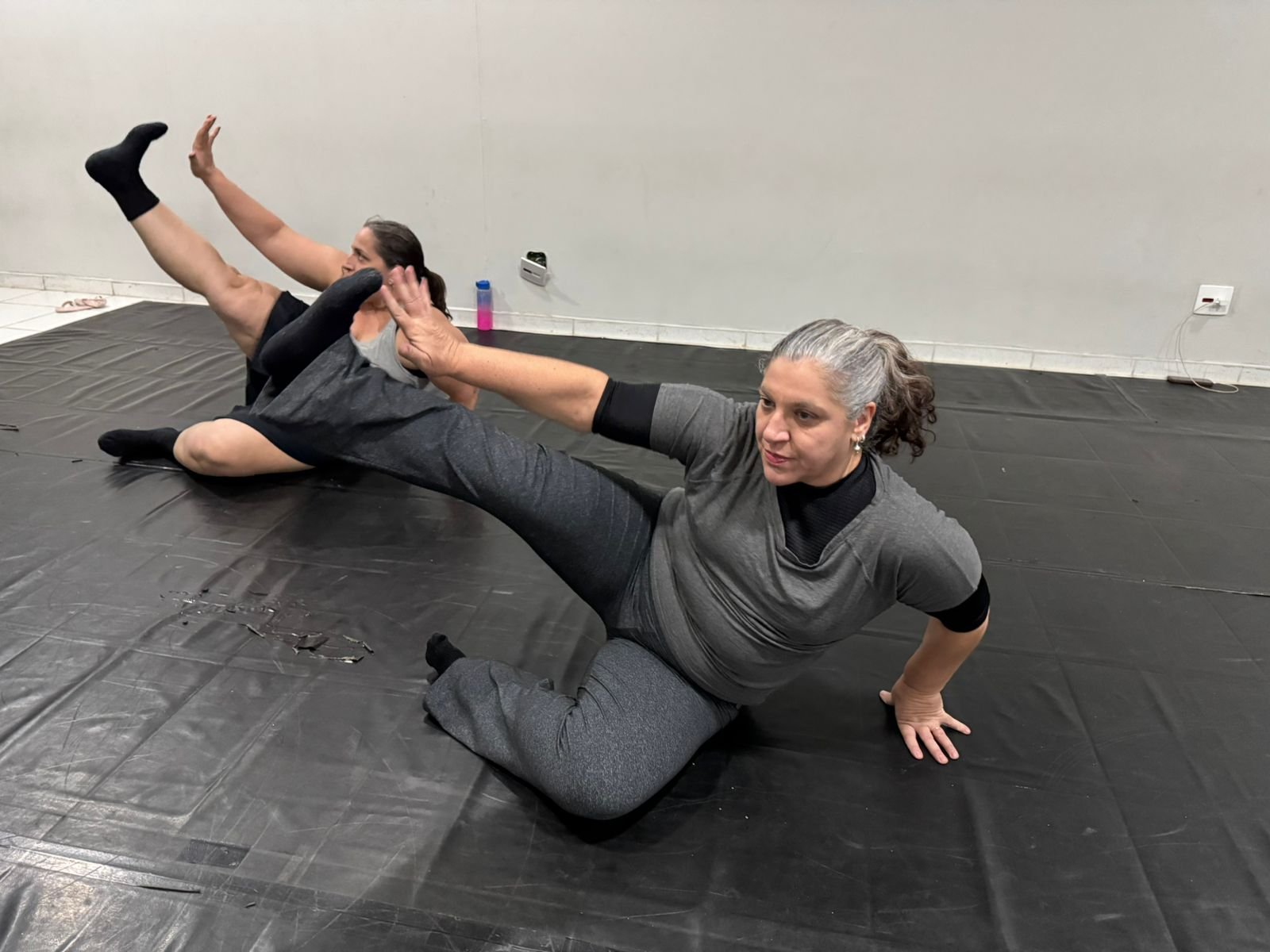 NUNCA É TARDE PARA DANÇAR: BALLET ADULTO CONQUISTA CADA VEZ MAIS ALUNOS