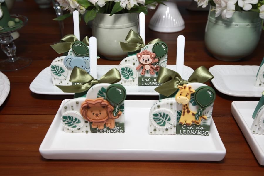 CHÁ DE BEBÊ, ESPERANDO LEONARDO CHEGAR… (TERRAÇO AMMICI) - Eloisa Mattos
