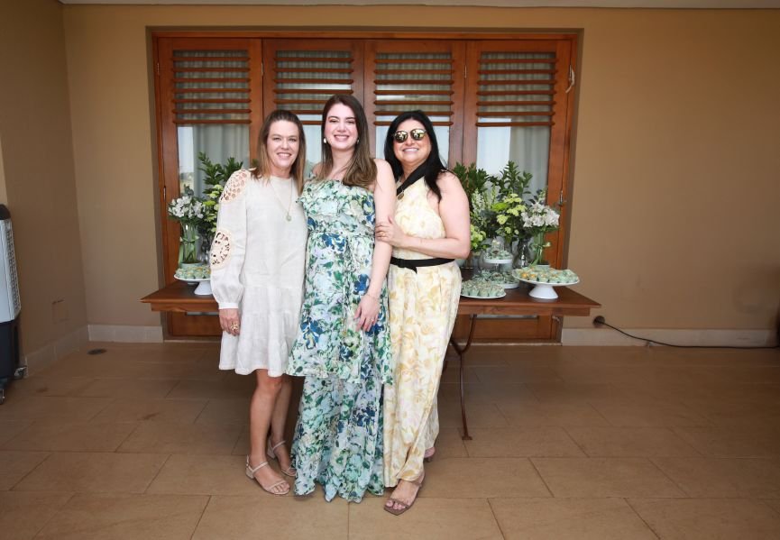 CHÁ DE BEBÊ, ESPERANDO LEONARDO CHEGAR… (TERRAÇO AMMICI) - Eloisa Mattos