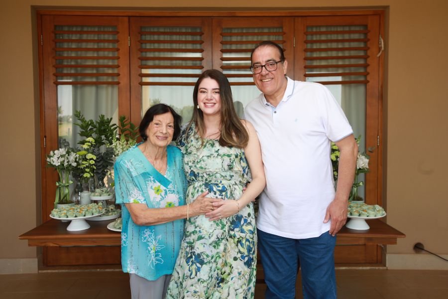 CHÁ DE BEBÊ, ESPERANDO LEONARDO CHEGAR… (TERRAÇO AMMICI) - Eloisa Mattos