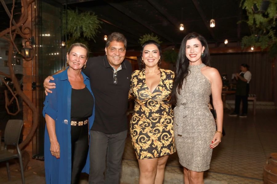 ANIVERSÁRIO DE 45 ANOS DE VANESSA MELLO – TEMA “VERSACE” - Eloisa Mattos