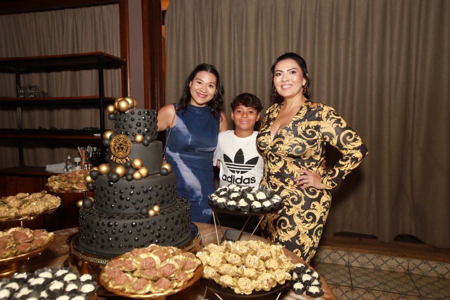 ANIVERSÁRIO DE 45 ANOS DE VANESSA MELLO – TEMA “VERSACE” - Eloisa Mattos