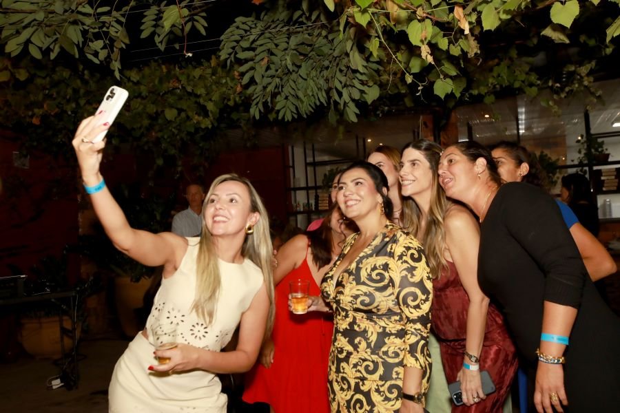 ANIVERSÁRIO DE 45 ANOS DE VANESSA MELLO – TEMA “VERSACE” - Eloisa Mattos