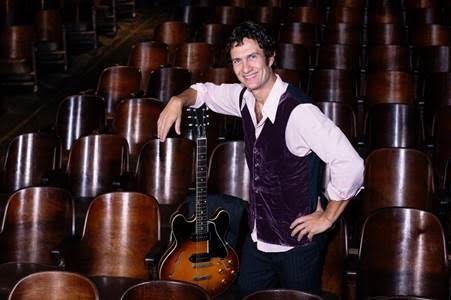 GABRIEL BRAGA NUNES APRESENTA ESPETÁCULO MUSICAL INSPIRADO EM SONETOS DE SHAKESPEARE NO SESC RIO PRETO