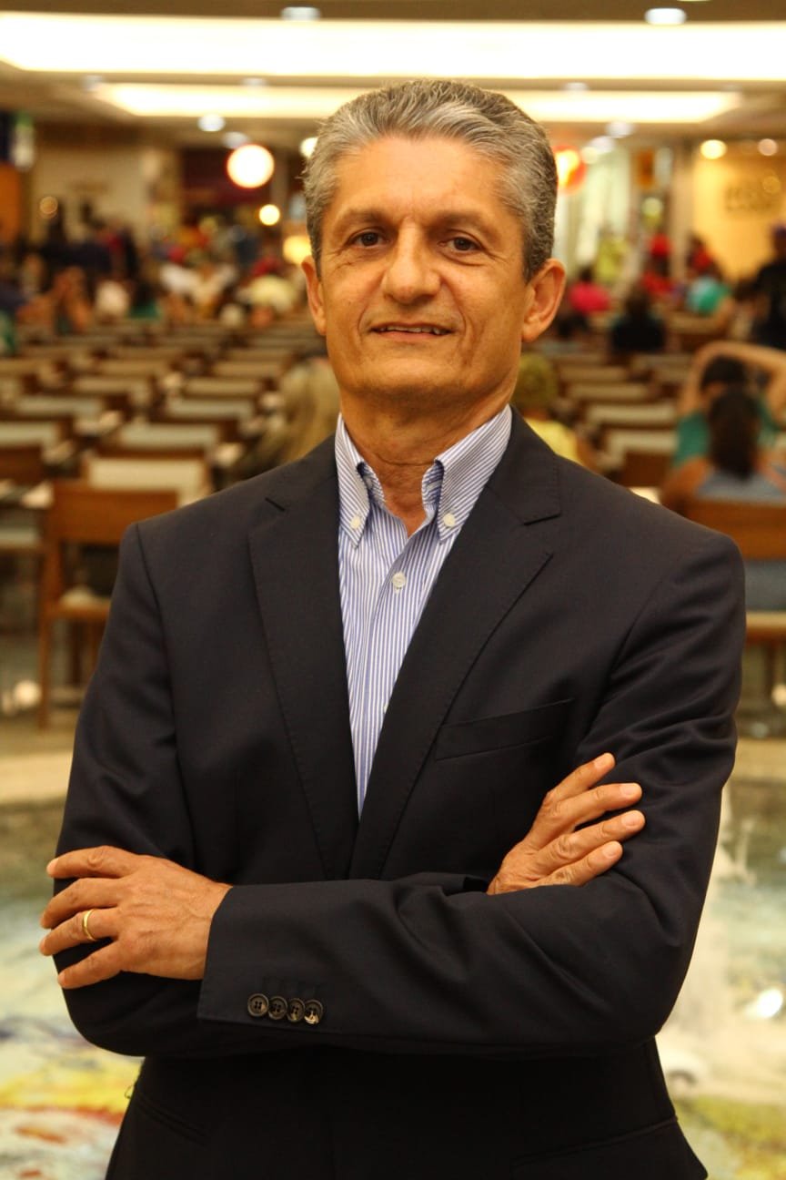 EDUARDO SILVA FALA SOBRE FORMAS DE EXERCITAR O CÉREBRO NO RIOPRETO SHOPPING