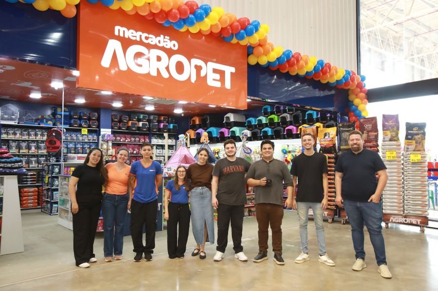 MERCADÃO AGROPET INAUGURA SUA 8ª LOJA EM RIO PRETO – MAX ATACADISTA - Eloisa Mattos