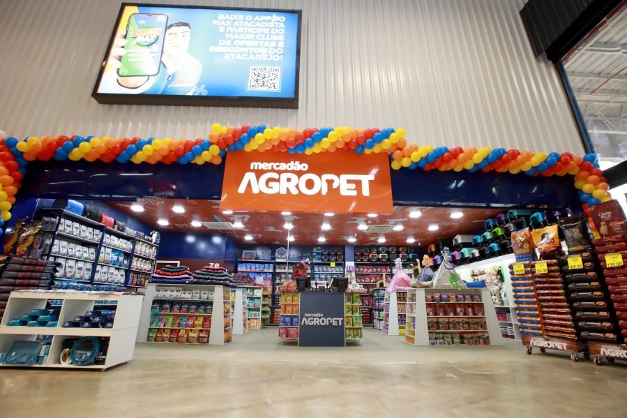 MERCADÃO AGROPET INAUGURA SUA 8ª LOJA EM RIO PRETO – MAX ATACADISTA - Eloisa Mattos