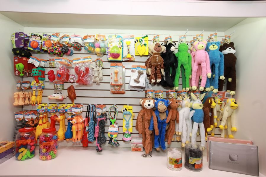MERCADÃO AGROPET INAUGURA SUA 8ª LOJA EM RIO PRETO – MAX ATACADISTA - Eloisa Mattos