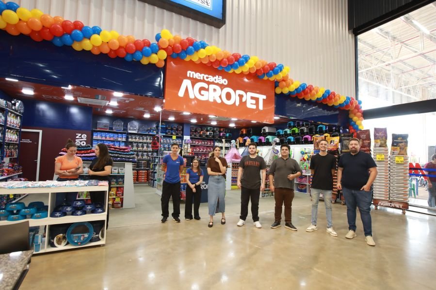 MERCADÃO AGROPET INAUGURA SUA 8ª LOJA EM RIO PRETO – MAX ATACADISTA - Eloisa Mattos