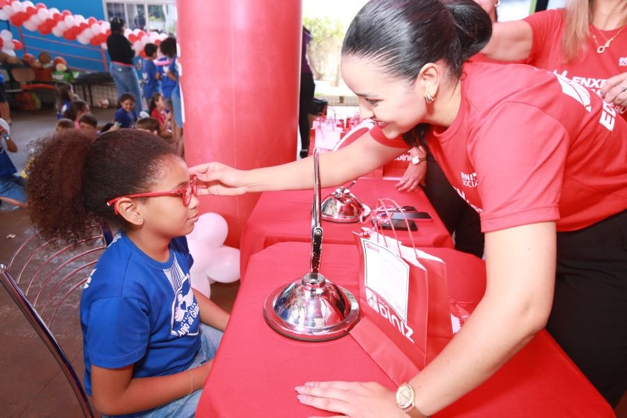 9ª EDIÇÃO DO PROJETO “DINIZ SOCIAL”- ASSOC. ANJO DA GUARDA” - Eloisa Mattos