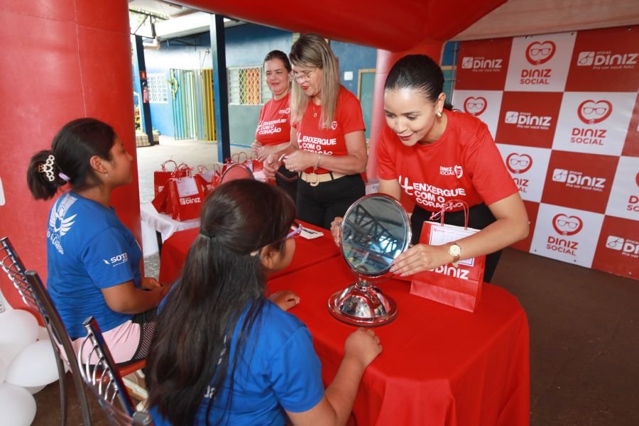 9ª EDIÇÃO DO PROJETO “DINIZ SOCIAL”- ASSOC. ANJO DA GUARDA” - Eloisa Mattos