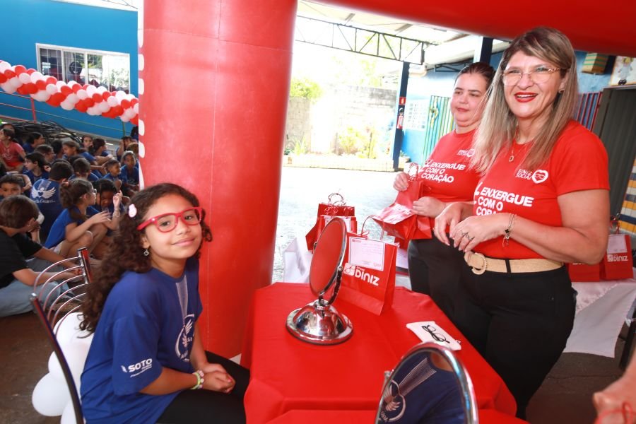 9ª EDIÇÃO DO PROJETO “DINIZ SOCIAL”- ASSOC. ANJO DA GUARDA” - Eloisa Mattos