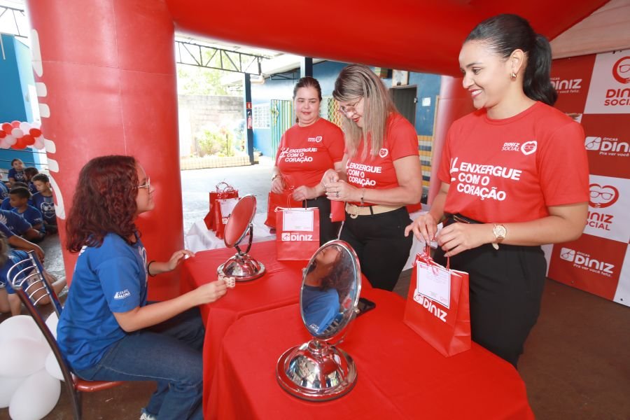 9ª EDIÇÃO DO PROJETO “DINIZ SOCIAL”- ASSOC. ANJO DA GUARDA” - Eloisa Mattos