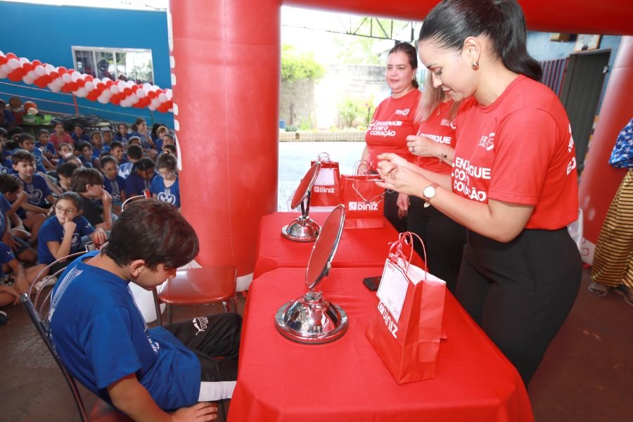 9ª EDIÇÃO DO PROJETO “DINIZ SOCIAL”- ASSOC. ANJO DA GUARDA” - Eloisa Mattos