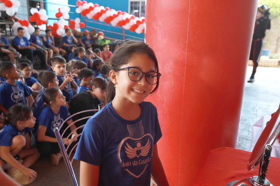 9ª EDIÇÃO DO PROJETO “DINIZ SOCIAL”- ASSOC. ANJO DA GUARDA” - Eloisa Mattos