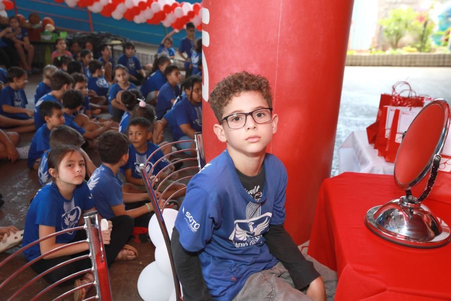 9ª EDIÇÃO DO PROJETO “DINIZ SOCIAL”- ASSOC. ANJO DA GUARDA” - Eloisa Mattos