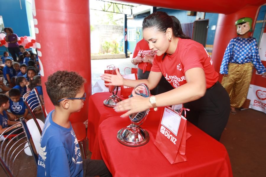 9ª EDIÇÃO DO PROJETO “DINIZ SOCIAL”- ASSOC. ANJO DA GUARDA” - Eloisa Mattos