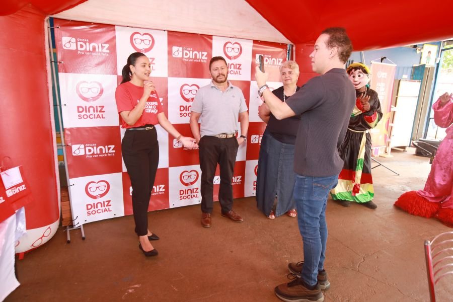 9ª EDIÇÃO DO PROJETO “DINIZ SOCIAL”- ASSOC. ANJO DA GUARDA” - Eloisa Mattos