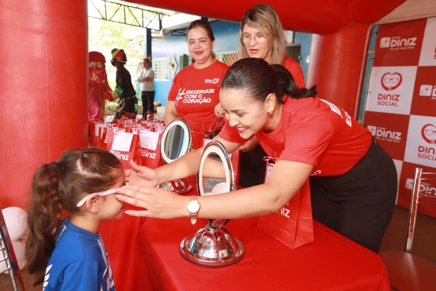 9ª EDIÇÃO DO PROJETO “DINIZ SOCIAL”- ASSOC. ANJO DA GUARDA” - Eloisa Mattos