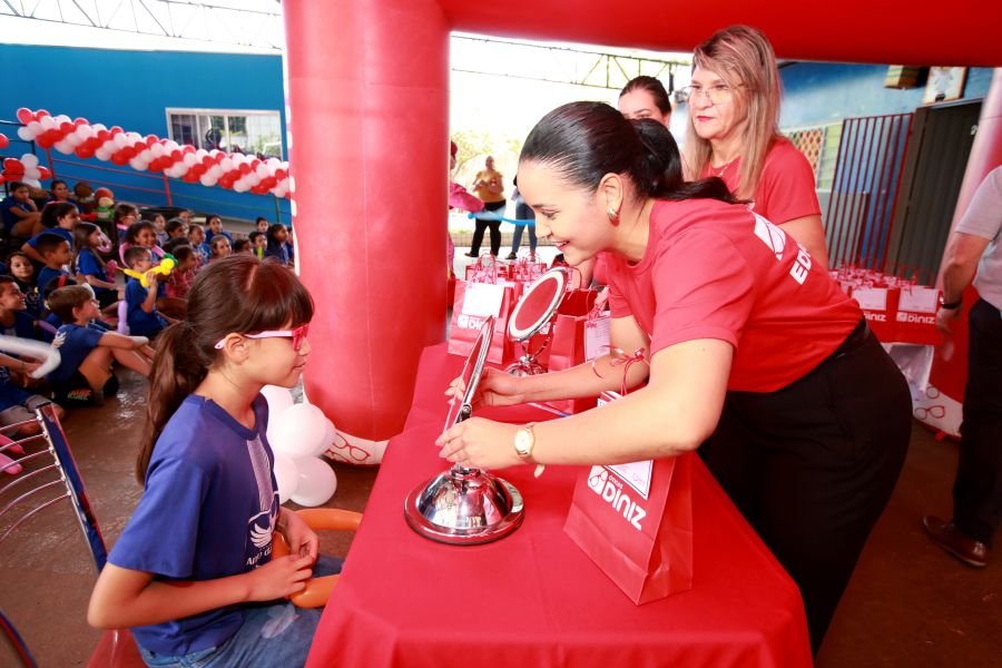 9ª EDIÇÃO DO PROJETO “DINIZ SOCIAL”- ASSOC. ANJO DA GUARDA” - Eloisa Mattos