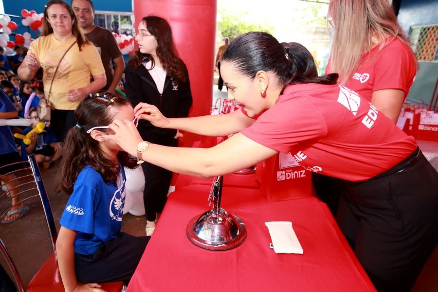 9ª EDIÇÃO DO PROJETO “DINIZ SOCIAL”- ASSOC. ANJO DA GUARDA” - Eloisa Mattos