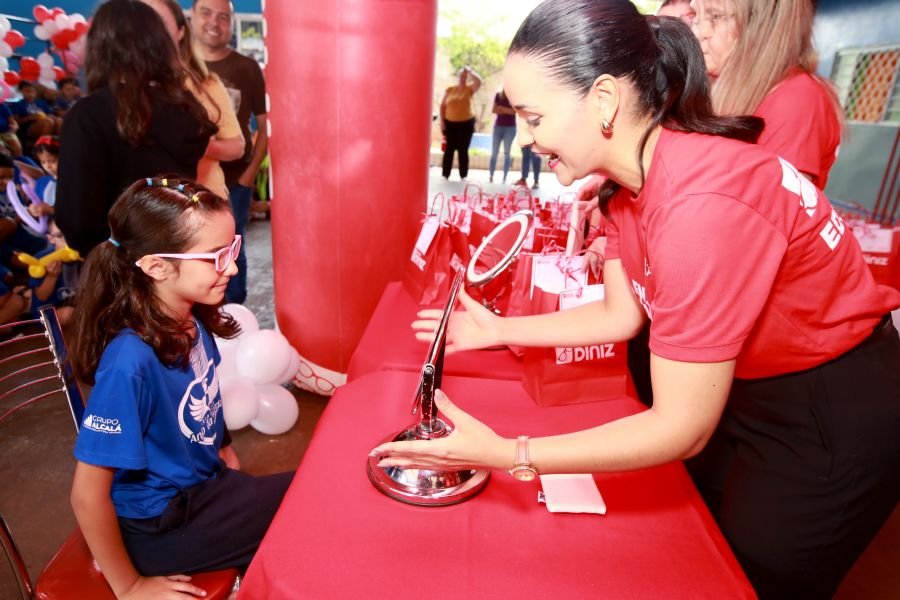 9ª EDIÇÃO DO PROJETO “DINIZ SOCIAL”- ASSOC. ANJO DA GUARDA” - Eloisa Mattos