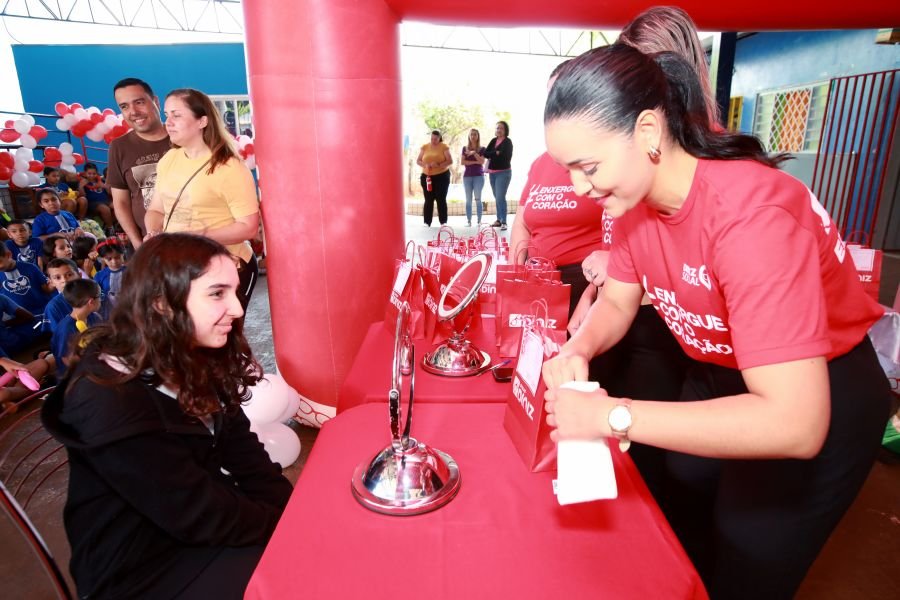 9ª EDIÇÃO DO PROJETO “DINIZ SOCIAL”- ASSOC. ANJO DA GUARDA” - Eloisa Mattos