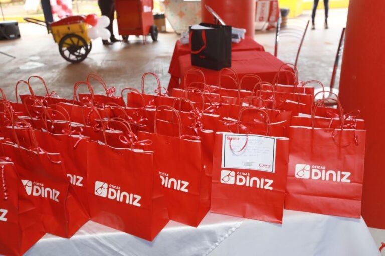 resized_DINIZSOCIAL-ANJODAGUARDA (6)