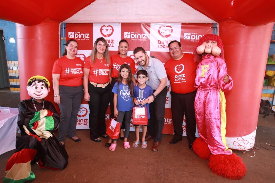 9ª EDIÇÃO DO PROJETO “DINIZ SOCIAL”- ASSOC. ANJO DA GUARDA” - Eloisa Mattos